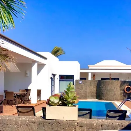 Playas Blanca Pool Private Vila *